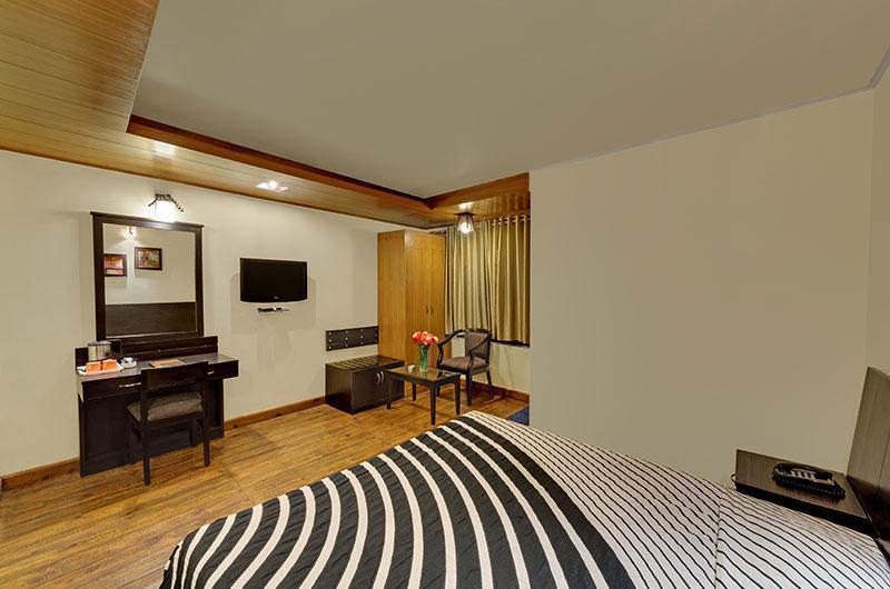 Hotel Suman Paradise Nainital Ngoại thất bức ảnh