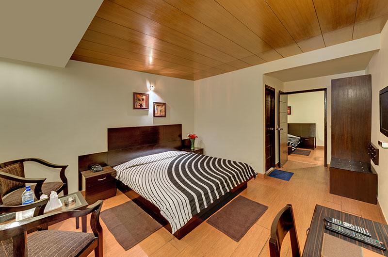 Hotel Suman Paradise Nainital Ngoại thất bức ảnh